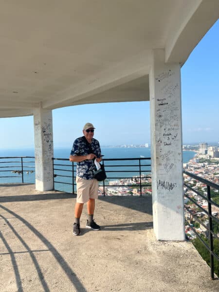 The hike to Mirador Cerro de La Cruz in Puerto Vallarta