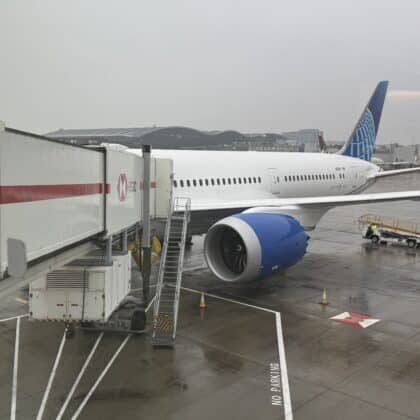 United 787-9 Elevated Polaris at LHR